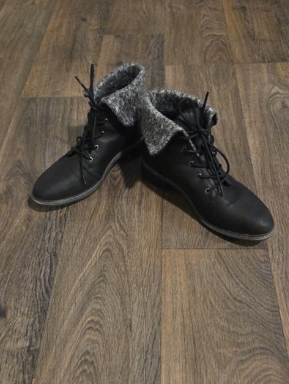 Cliffs Women's Black Lace-Up Faux-Fur Ankle Boots Size 9.5